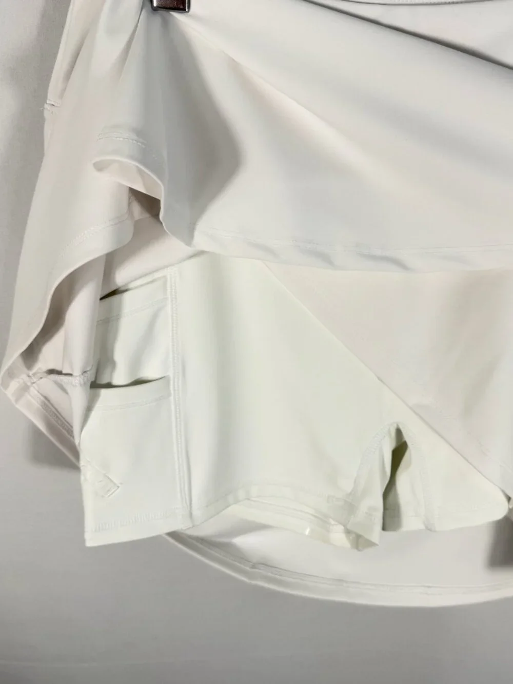 A Putnam Wrap Skort Bright White Medium NWT Golf Tennis Resort Preppy